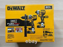DEWALT 20V MAX Hammer Drill / Impact Driver Combo Kit (5 Ah) Flexvolt DCK2100P2